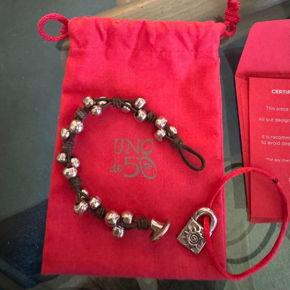 UNO de 50 Leather Strap & Sterling Silver bracelet